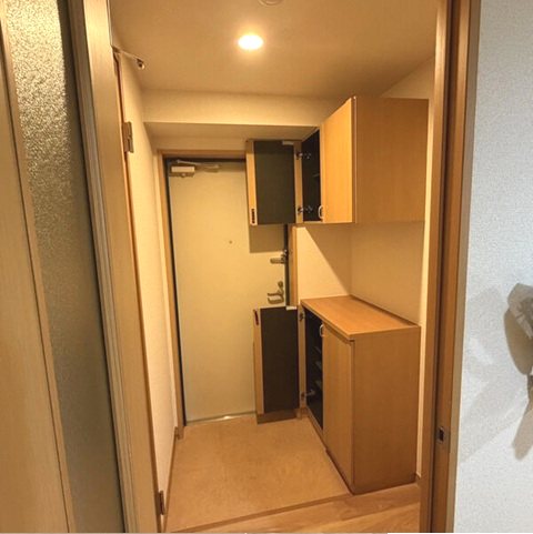 スリーウェイ金山 玄関
