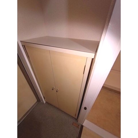 ｆビル金山 玄関