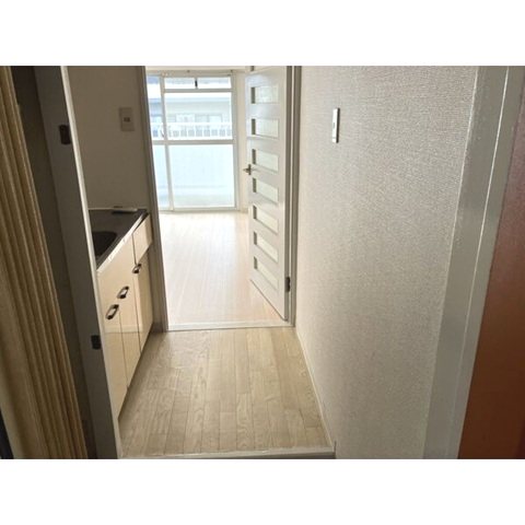 プレズ名古屋鶴舞 玄関