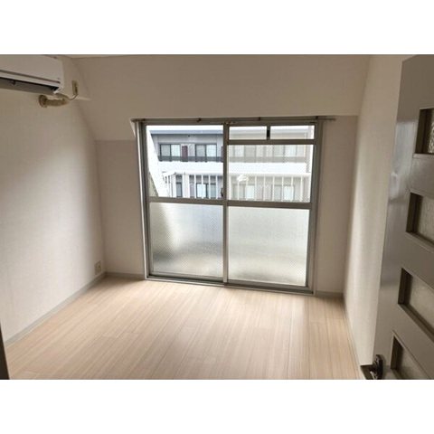 プレズ名古屋鶴舞 ベッドルーム
