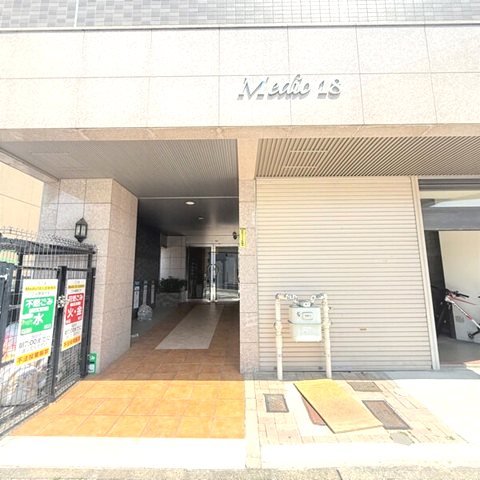 Medio１８ エントランス