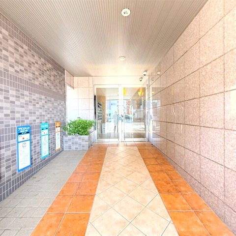 Medio１８ エントランス