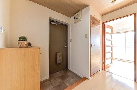セントラルハイツ中野本町 玄関