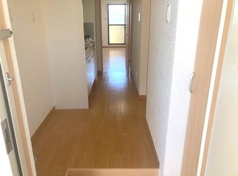 名古屋七条エンブルコート 玄関