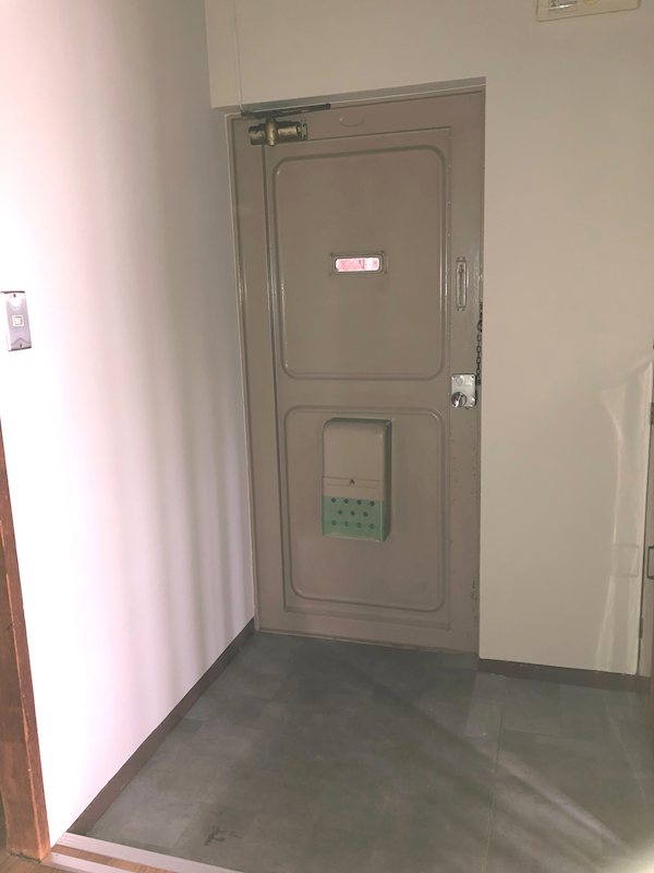 新尾頭マンション １棟 玄関