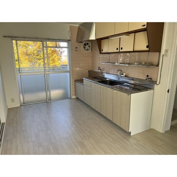 ヴィラナリー狭山　８号棟 キッチン