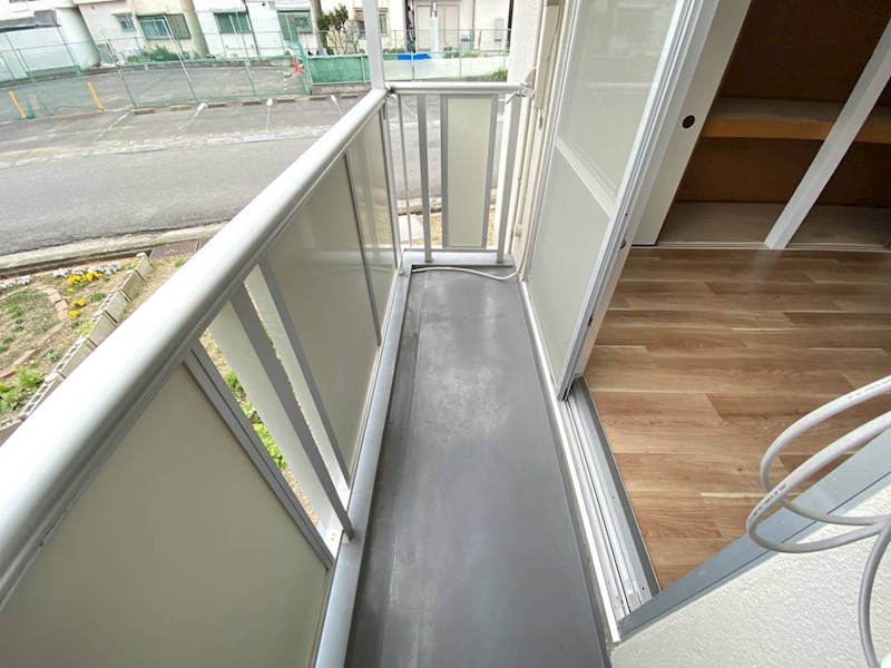 ビレッジハウス南野田2号棟 ベランダ