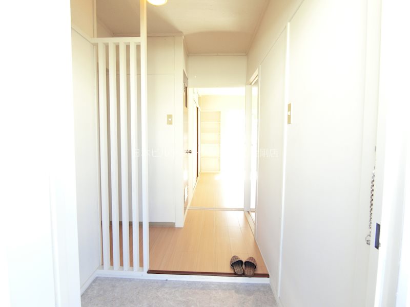 ビレッジハウス伏屋10号棟 玄関