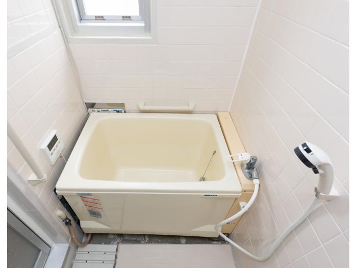 ＵＲ金剛団地　319号棟 風呂画像