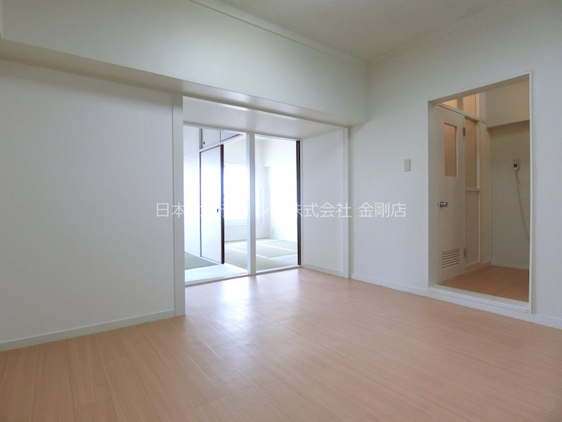 ビレッジハウス泉北栂タワー リビング