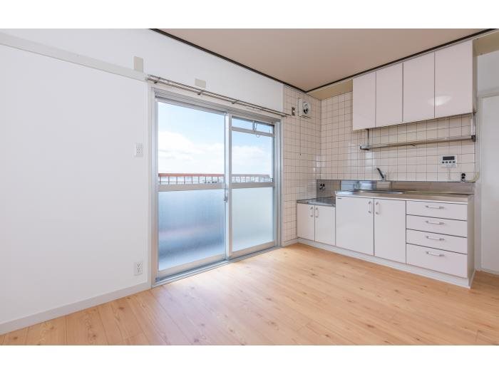 ＵＲ金剛団地　315号棟  キッチン