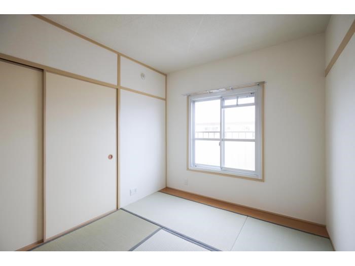 ＵＲ金剛団地　303号棟 ベッドルーム