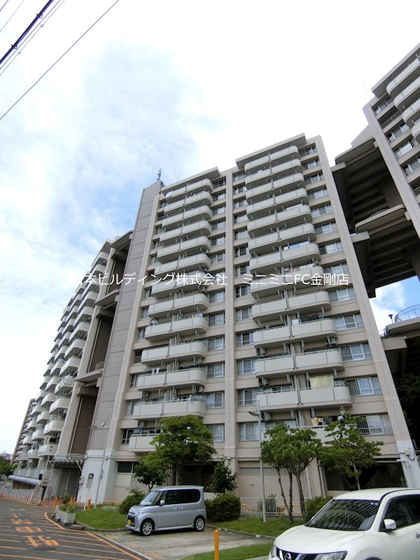 UR泉北鴨谷台三丁団地3号棟  外観写真