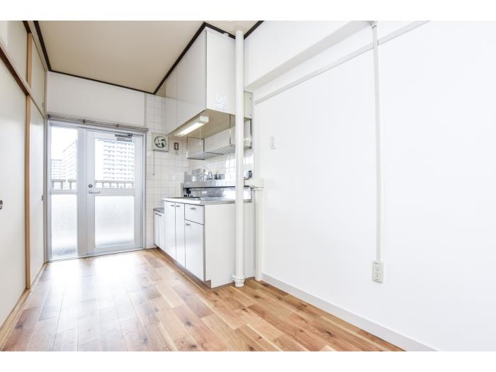 UR泉北竹城台二丁団地1号棟 リビング