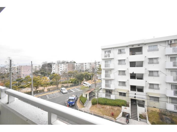 UR泉北城山台二丁団地5号棟 眺望