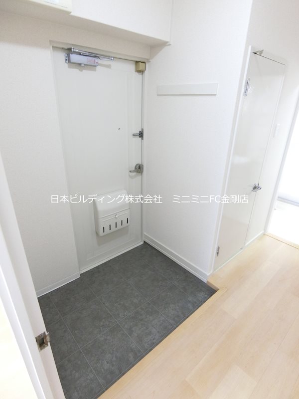 UR泉北鴨谷台三丁団地4号棟 玄関