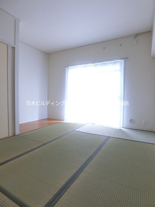 UR泉北鴨谷台三丁団地4号棟 ベッドルーム