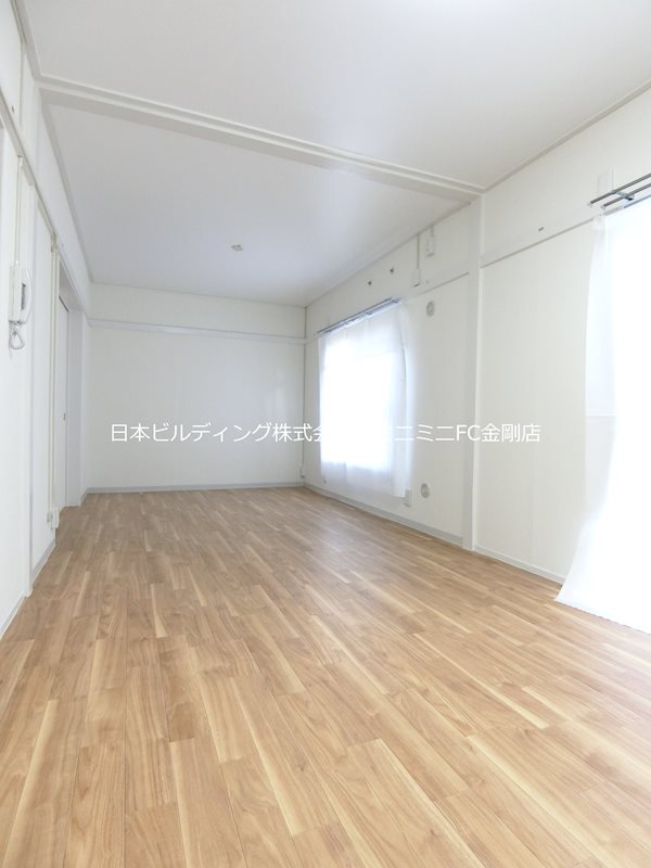 ＵＲ金剛団地　320号棟 その他9