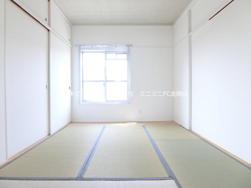 ＵＲ金剛団地　605号棟 ベッドルーム
