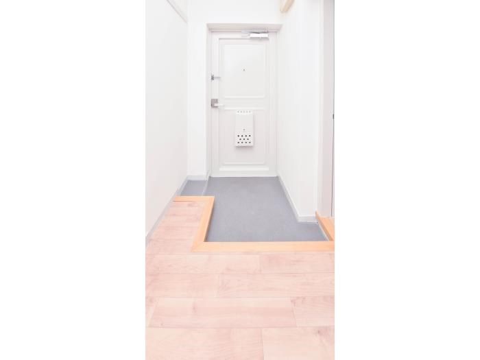 ＵＲ金剛団地　130号棟 玄関