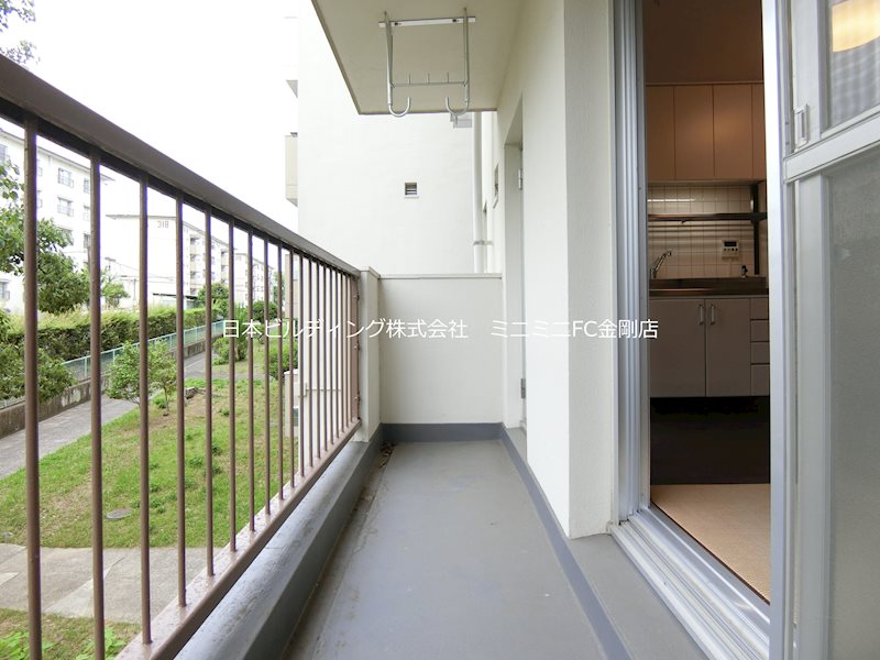 ＵＲ金剛団地　307号棟  ベランダ