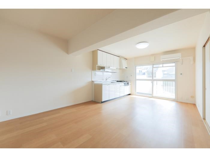 UR泉北城山台二丁団地8号棟 リビング