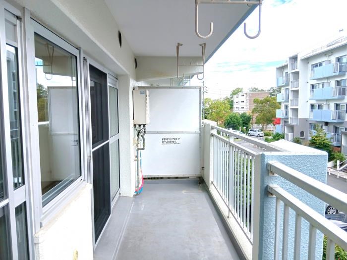 UR泉北城山台二丁団地26号棟   ベランダ