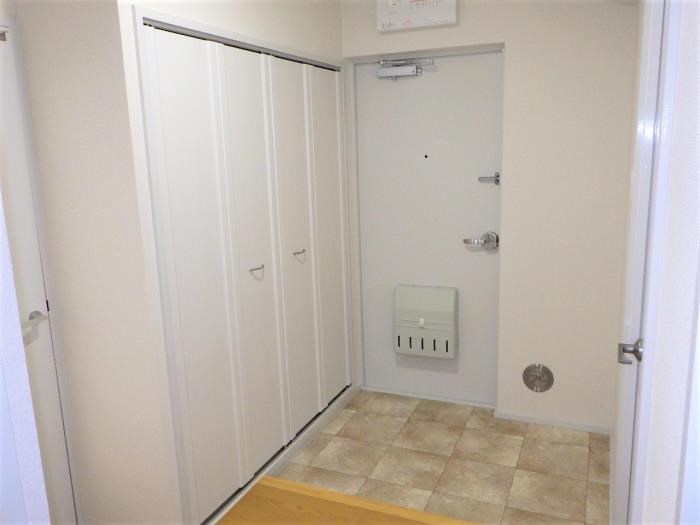 UR光明池駅前4号棟  玄関
