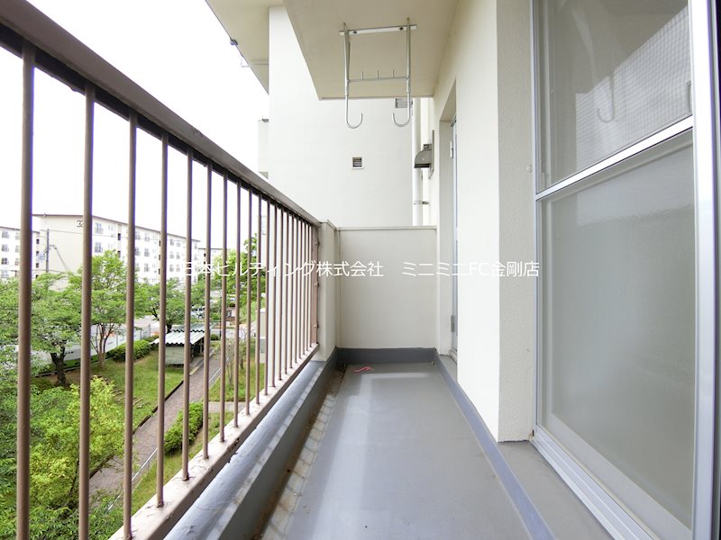 ＵＲ金剛団地　315号棟 ベランダ