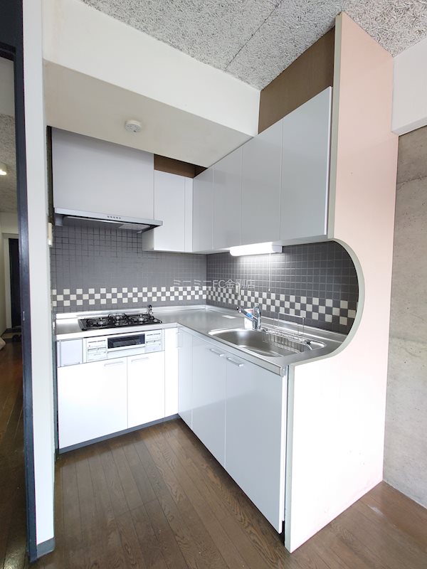 ウォールストリート キッチン