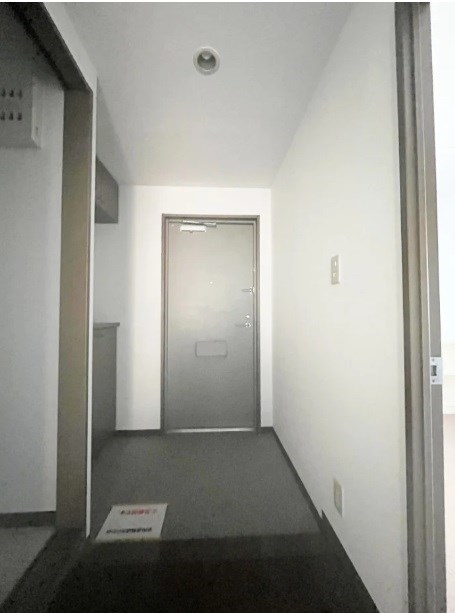 ロジェ長野　5棟 玄関