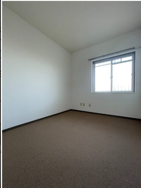 ロジェ長野　4棟 ベッドルーム