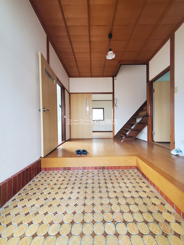 木戸西町3丁目戸建 玄関