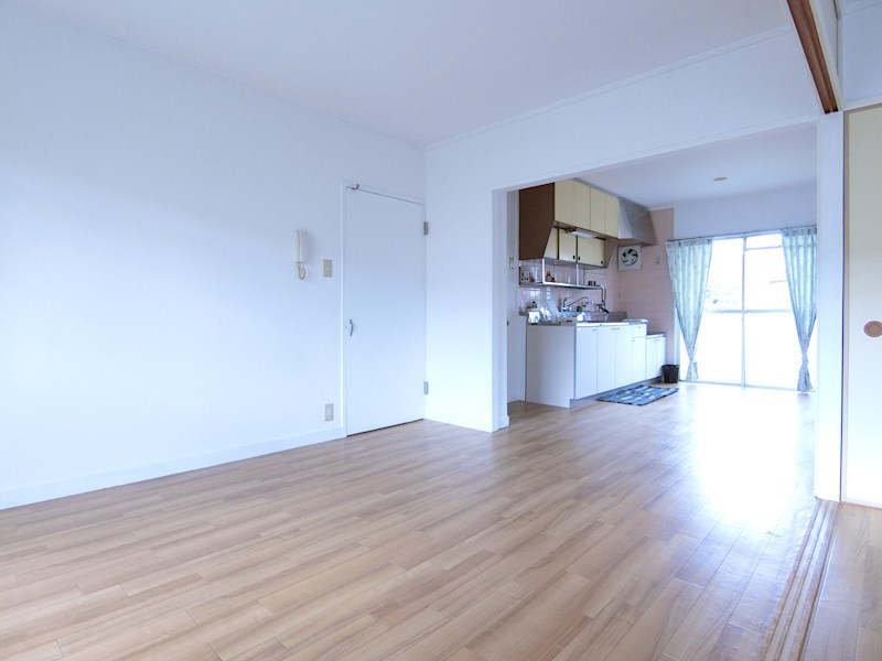 ヴィラナリー狭山　9号棟 リビング