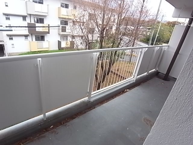 ヴィラナリー狭山　9号棟 ベランダ