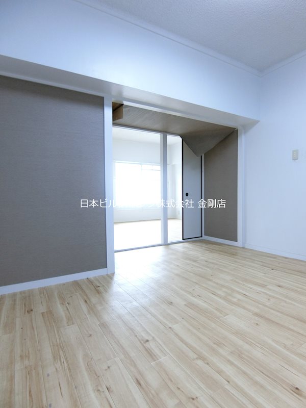 ビレッジハウス泉北栂タワー リビング