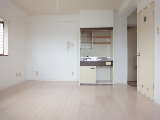 スカイ南花台 リビング