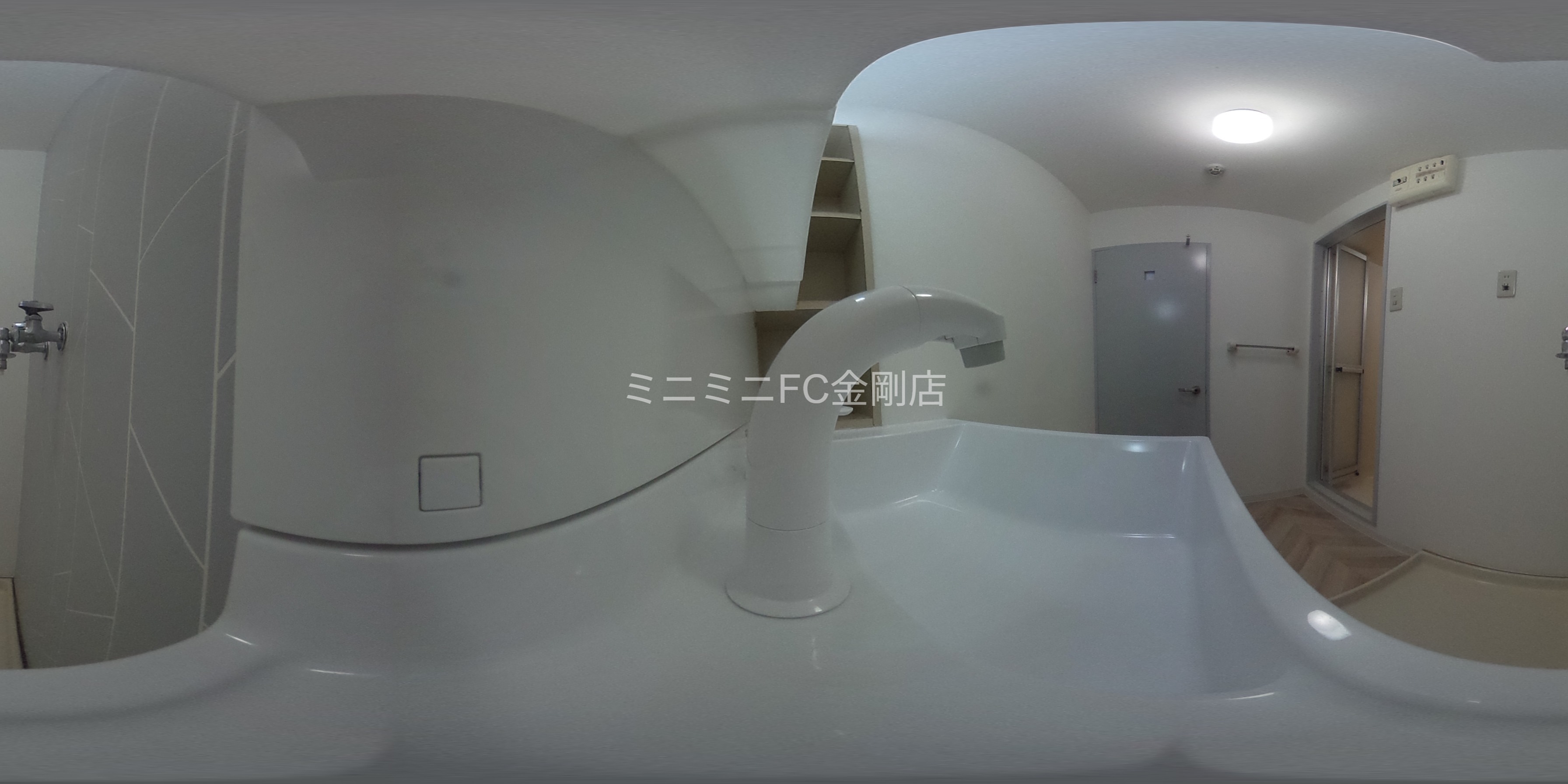 アデューウエダ 洗面所