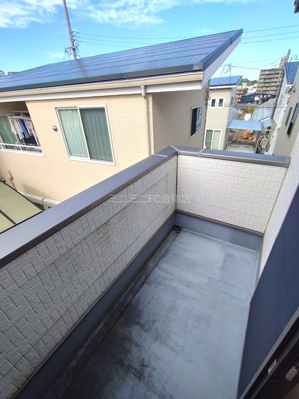 大阪狭山市茱萸木戸建 ベランダ