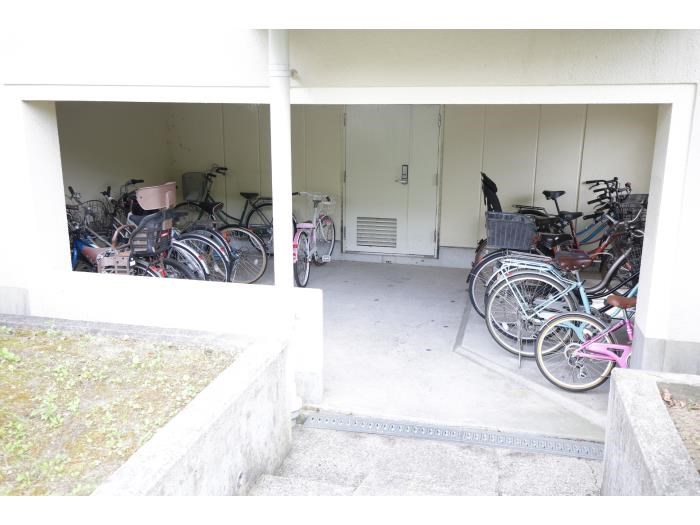 UR泉北城山台二丁団地17号棟 その他外観2