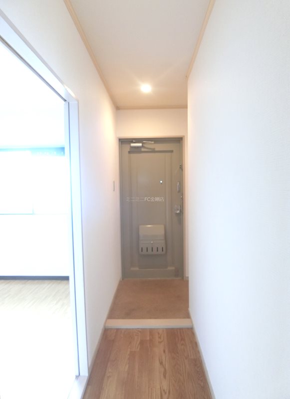エスポワールイワタ 玄関