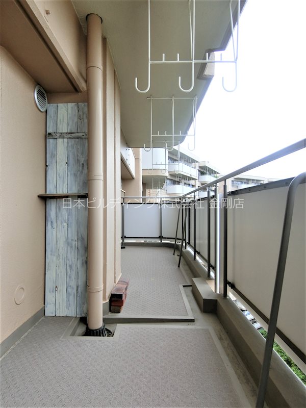 泉北鴨谷台三丁第二住宅２号棟 ベランダ