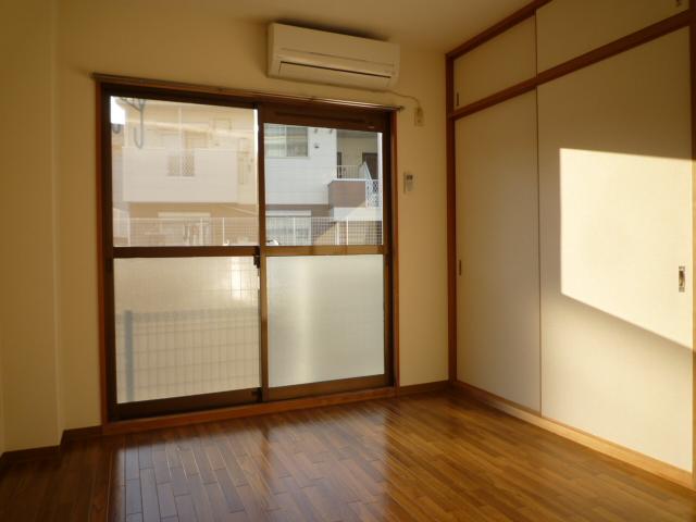 バイオレット輝 ベッドルーム