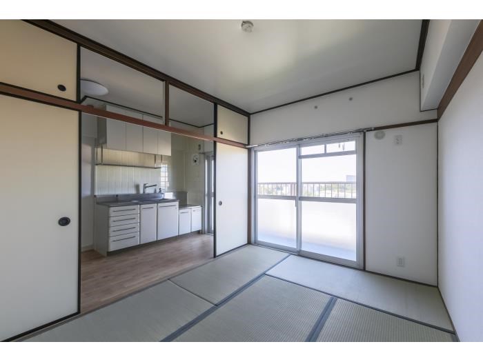 UR泉北茶山台三丁団地10棟 リビング