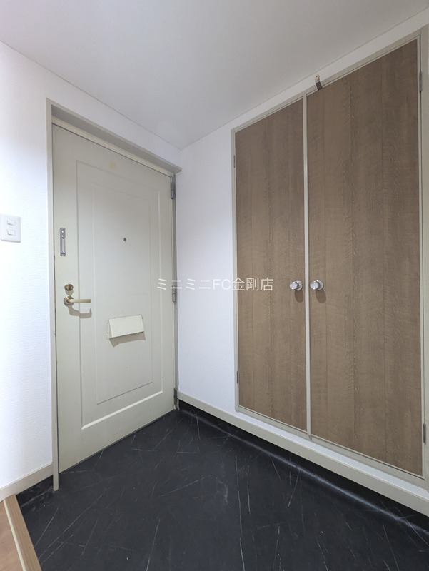 パックス楠 玄関