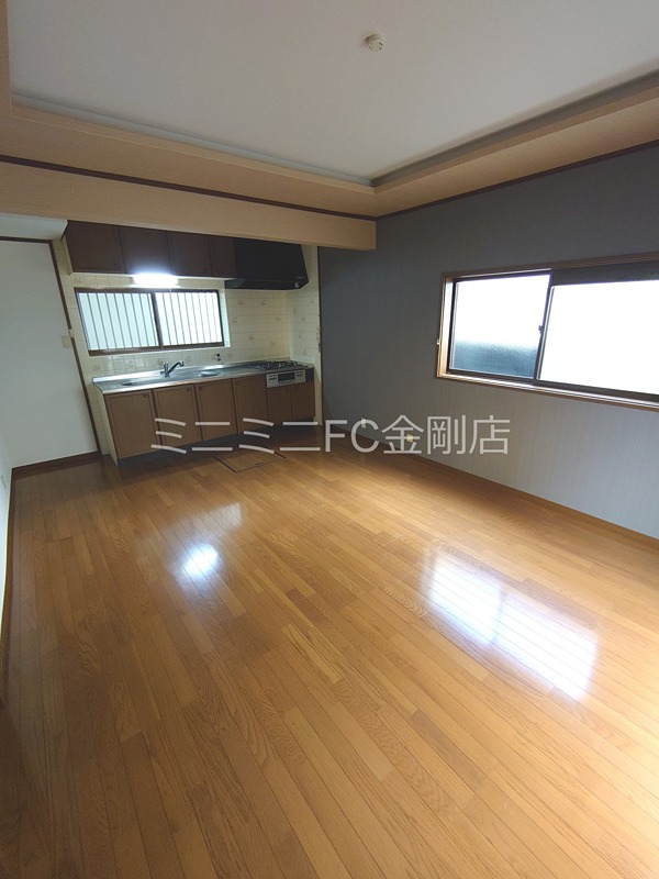 西板持7丁目戸建 リビング