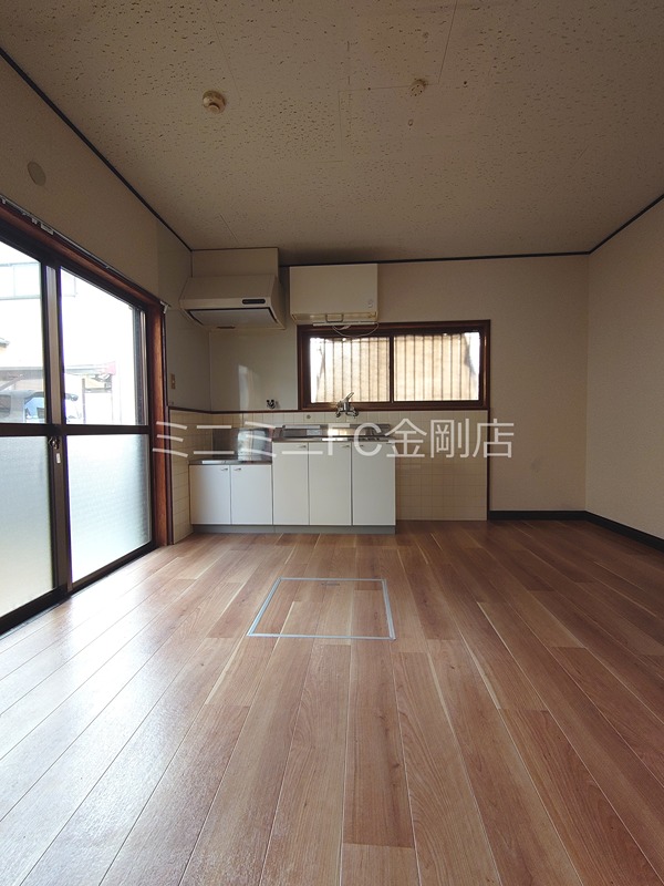 富田林市向陽台5丁目貸家 リビング