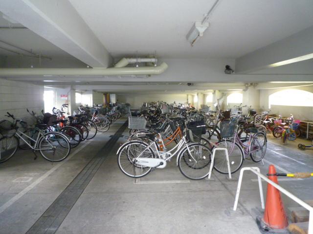 狭山ハウス1号棟 その他外観2