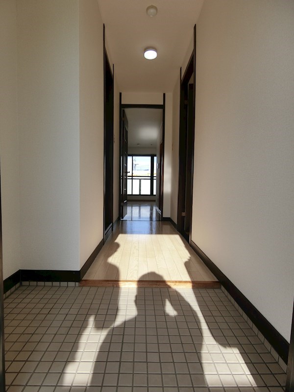 日吉壱番館  玄関