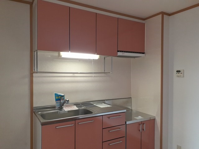ファシネイション春日Ⅰ キッチン